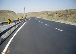 آماده باش نیرو&zwnj;های پلیس راه در قالب طرح زمستانه/ هماهنگی با راهداری و نمک پاشی جاده&zwnj;ها