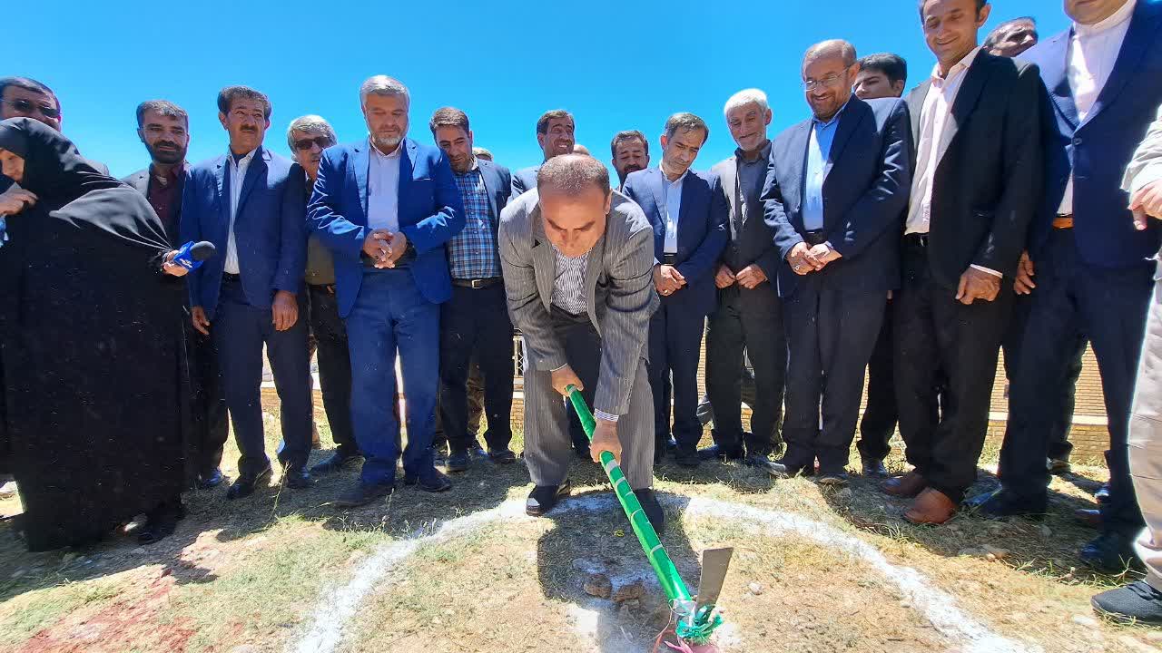 کلنگ&zwnj; زنی گازرسانی به ۱۸ روستای تنگ تامرادی و سپیدار