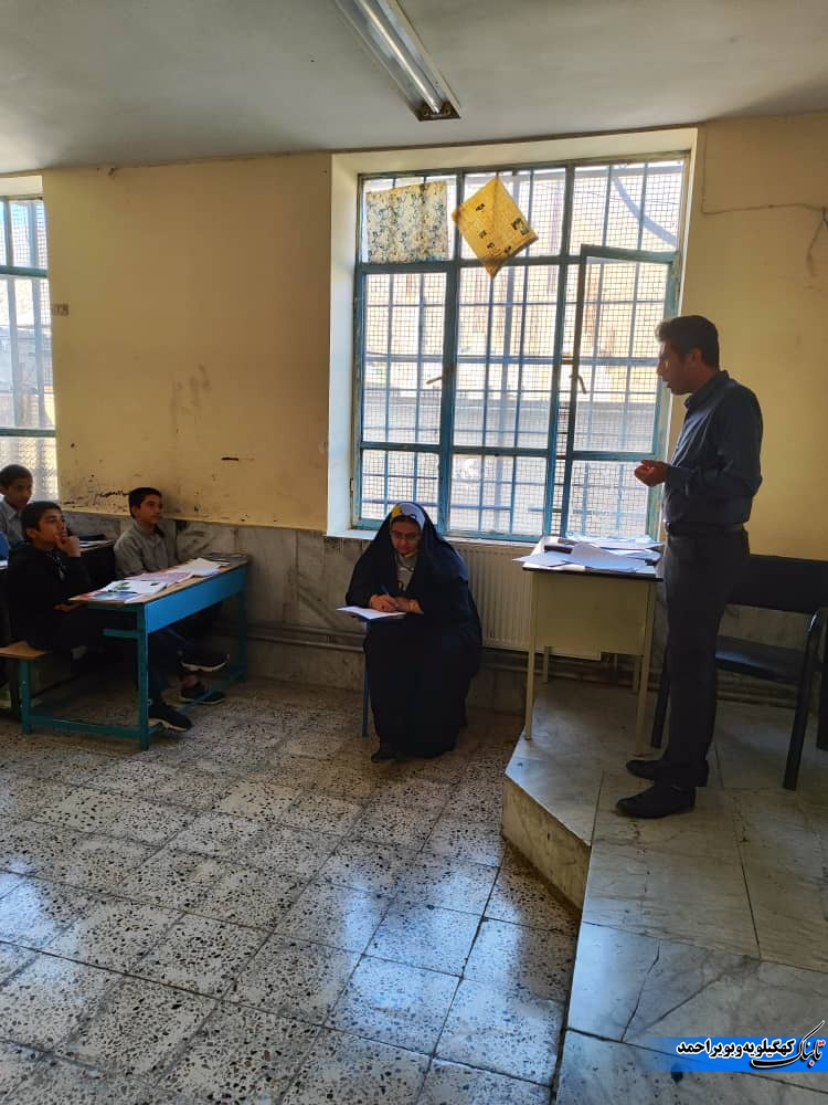 پیگیری متفاوت بازخوردهای آموزشی در شهرستان لنده