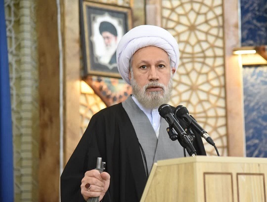 ماه رمضان، فرصتی برای دعا جهت رفع مشکلات معیشتی و اخلاقی است