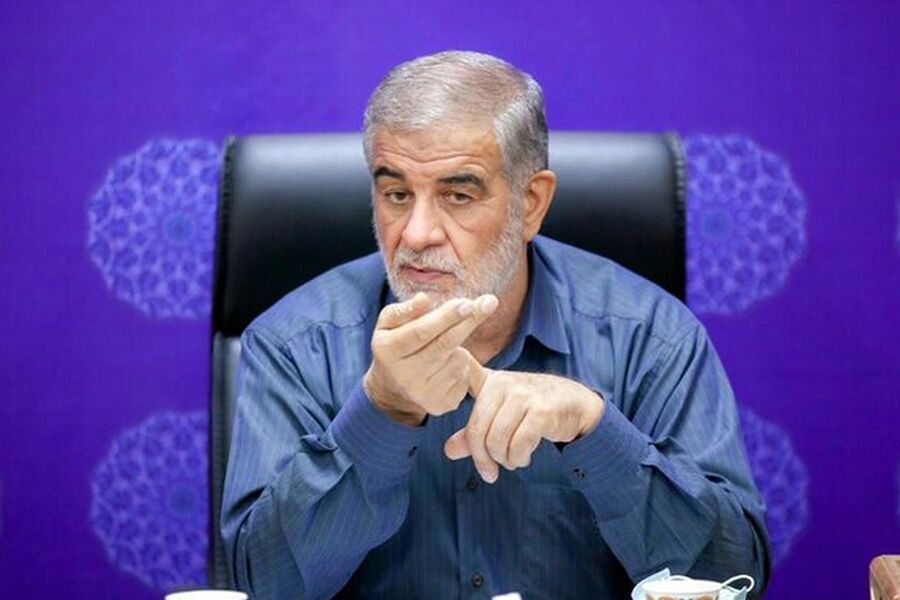 یزد را درگیر بازیهای سیاسی نکنید