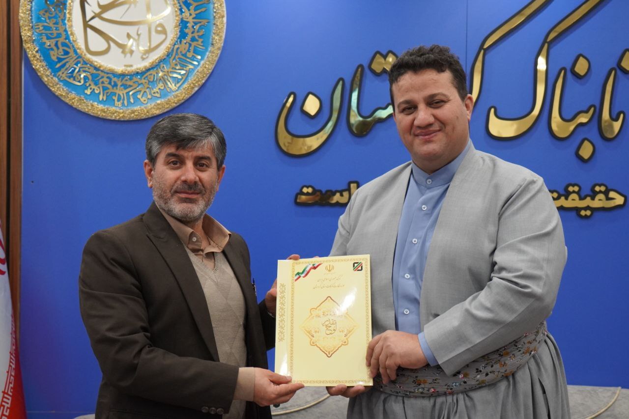 رشد ۱۰۶ درصدی درآمد گمرکات استان در سال جاری/ سهم کردستان از ترانزیت ملی ۱۴ درصد است رشد ۱۰۶ درصدی درآمد گمرکات استان در سال جاری/ سهم کردستان از ترانزیت ملی ۱۴ درصد است