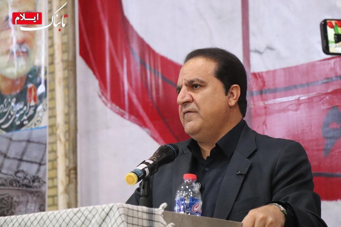 هنر مدیریت گره گشایی از کار مردم است/بهترینها لایق مردم ایلام هستند